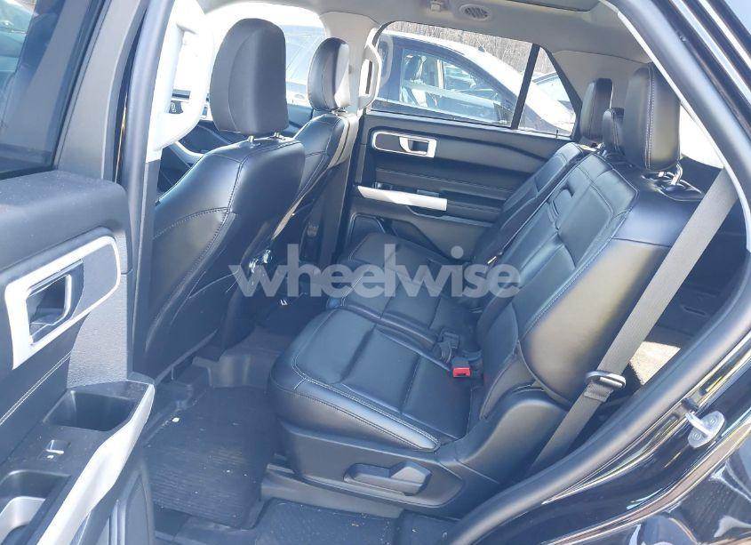 Photo 8 of 2021 Ford Explorer XLT (VIN 1FMSK8DH0MGB90330)