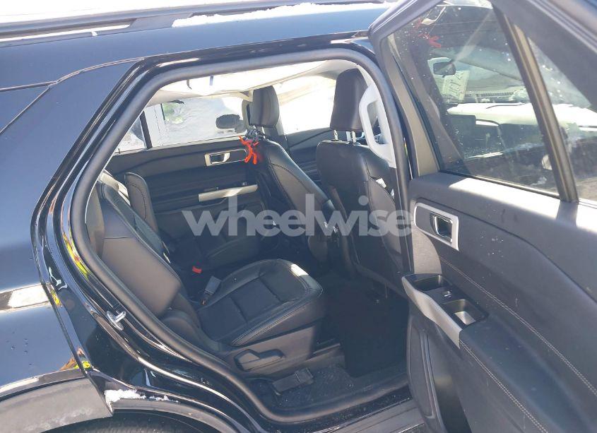 Photo 8 of 2021 Ford Explorer XLT (VIN 1FMSK8DH0MGB94247)