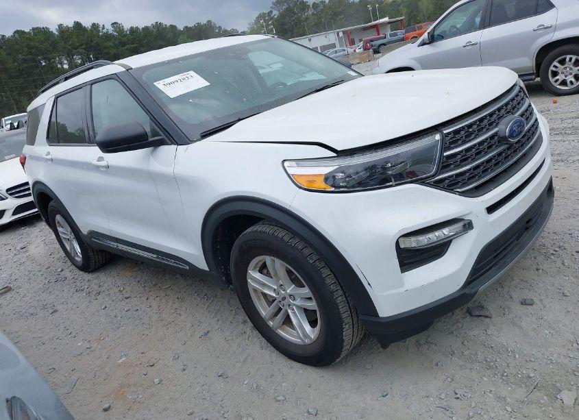 2023 Ford Explorer XLT (VIN 1FMSK8DH0PGA55949) main photo