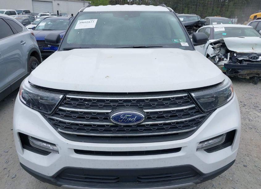 Photo 12 of 2023 Ford Explorer XLT (VIN 1FMSK8DH0PGA55949)