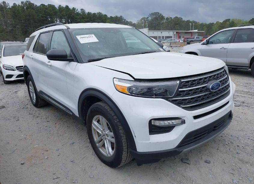 Photo 13 of 2023 Ford Explorer XLT (VIN 1FMSK8DH0PGA55949)