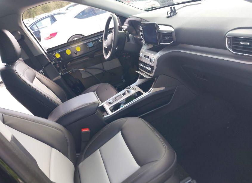 Photo 5 of 2024 Ford Explorer XLT (VIN 1FMSK8DH0RGA65920)