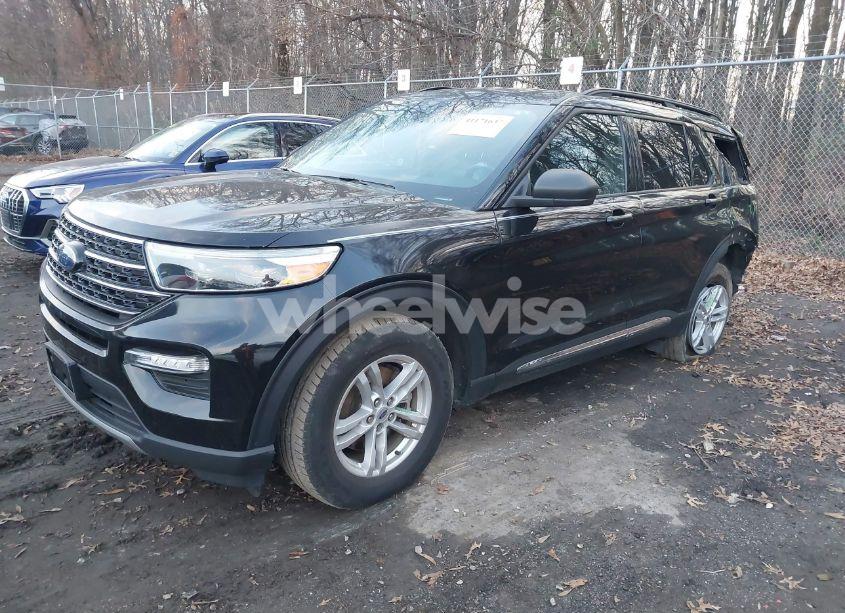 Photo 2 of 2020 Ford Explorer XLT (VIN 1FMSK8DH1LGA78313)