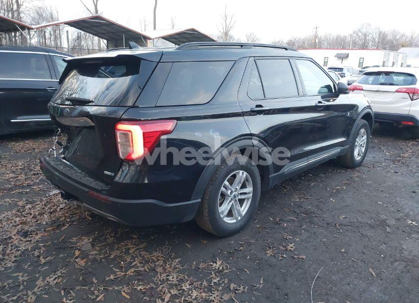 Photo 4 of 2020 Ford Explorer XLT (VIN 1FMSK8DH1LGA78313)