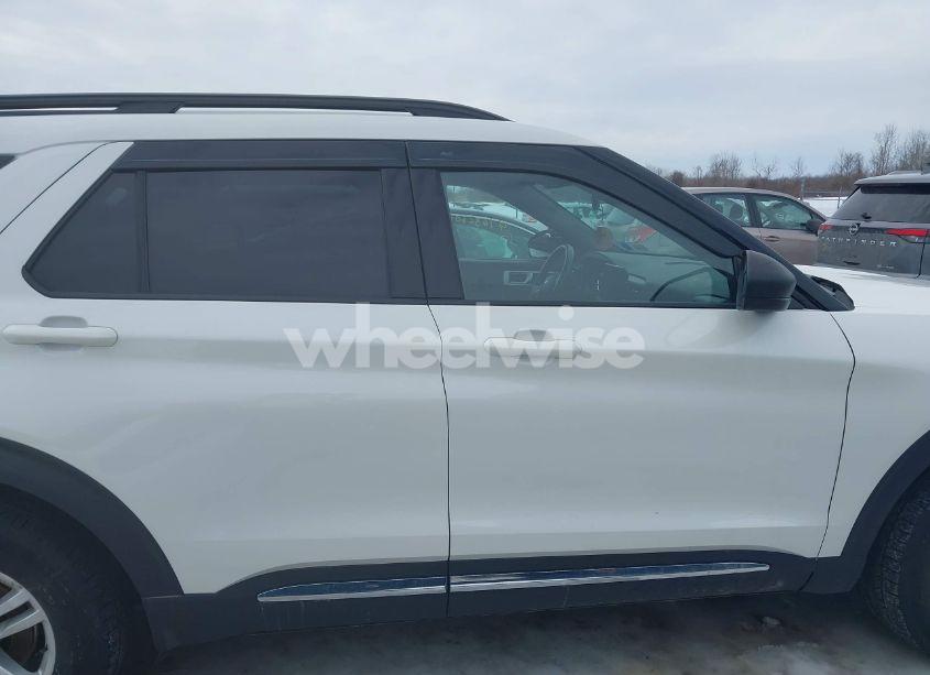 Photo 13 of 2020 Ford Explorer XLT (VIN 1FMSK8DH1LGB38106)