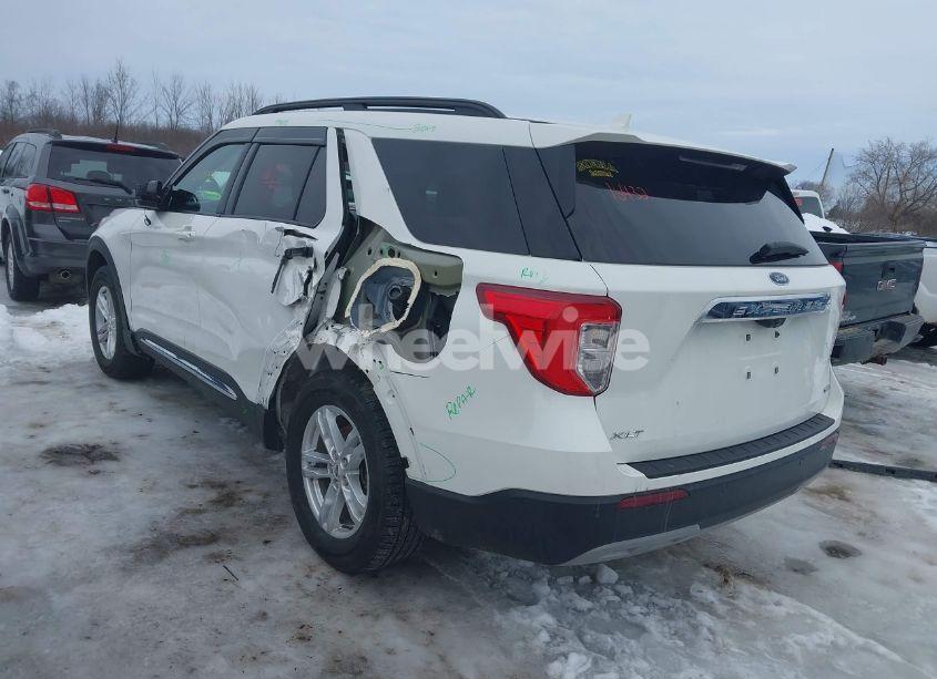 Photo 3 of 2020 Ford Explorer XLT (VIN 1FMSK8DH1LGB38106)