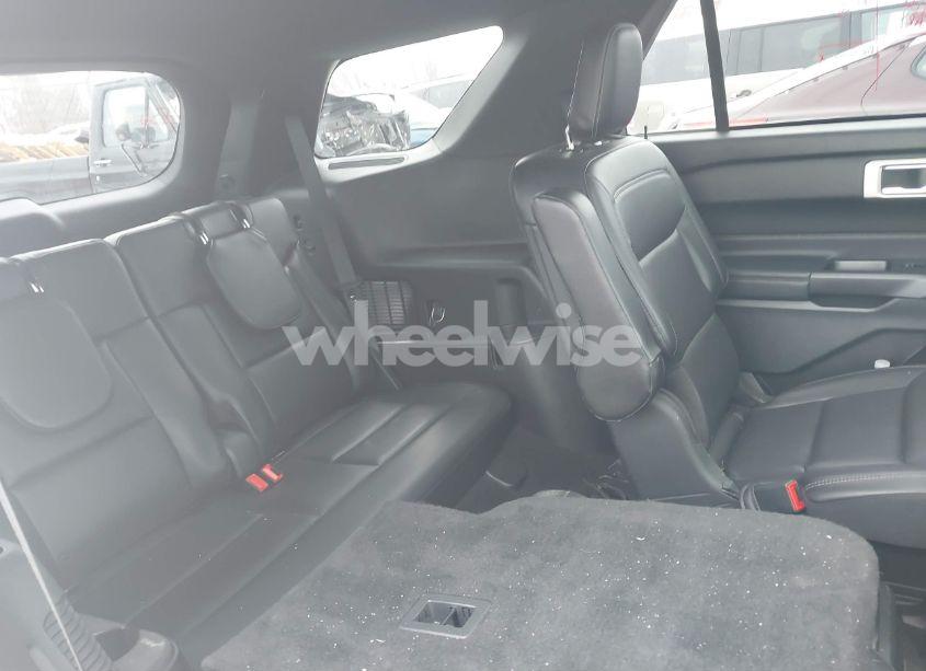 Photo 8 of 2020 Ford Explorer XLT (VIN 1FMSK8DH1LGB38106)