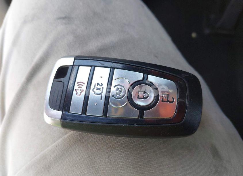 Photo 11 of 2020 Ford Explorer XLT (VIN 1FMSK8DH1LGB70294)