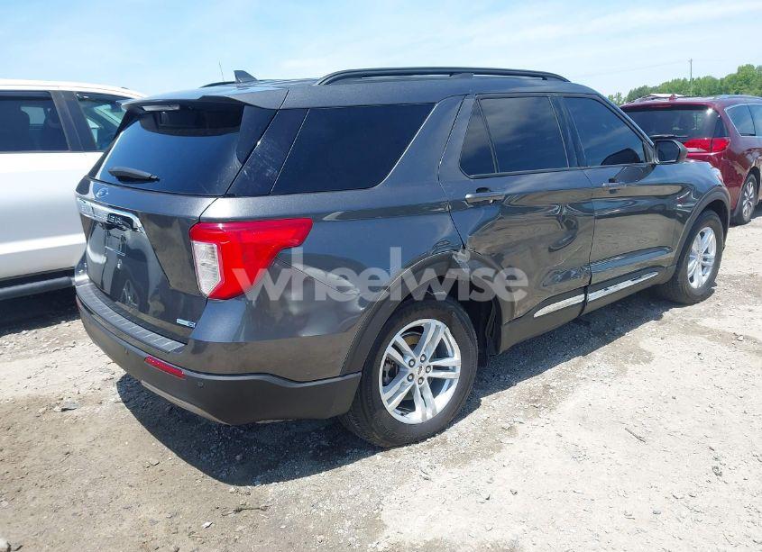 Photo 4 of 2020 Ford Explorer XLT (VIN 1FMSK8DH1LGB70294)
