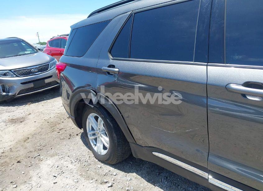 Photo 6 of 2020 Ford Explorer XLT (VIN 1FMSK8DH1LGB70294)