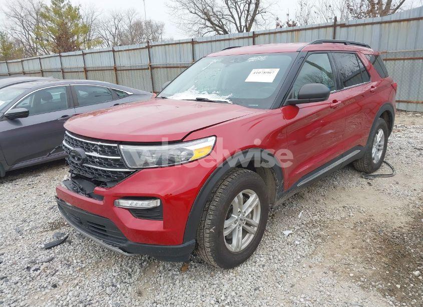 Photo 2 of 2020 Ford Explorer XLT (VIN 1FMSK8DH1LGC84960)
