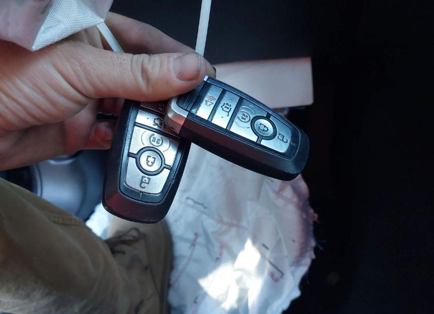 Photo 11 of 2021 Ford Explorer XLT (VIN 1FMSK8DH1MGA01331)