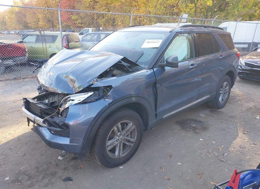 Photo 2 of 2021 Ford Explorer XLT (VIN 1FMSK8DH1MGA01331)