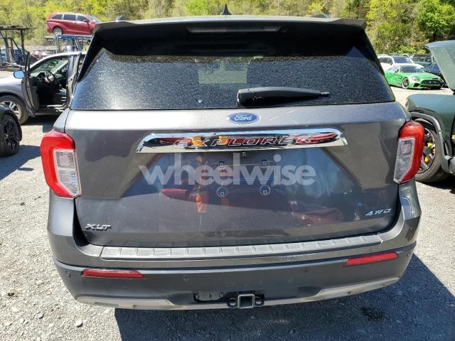 Photo 2 of 2021 FORD EXPLORER XLT (VIN 1FMSK8DH1MGA29114)