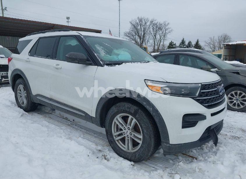 2021 Ford Explorer XLT (VIN 1FMSK8DH1MGB27253) main photo