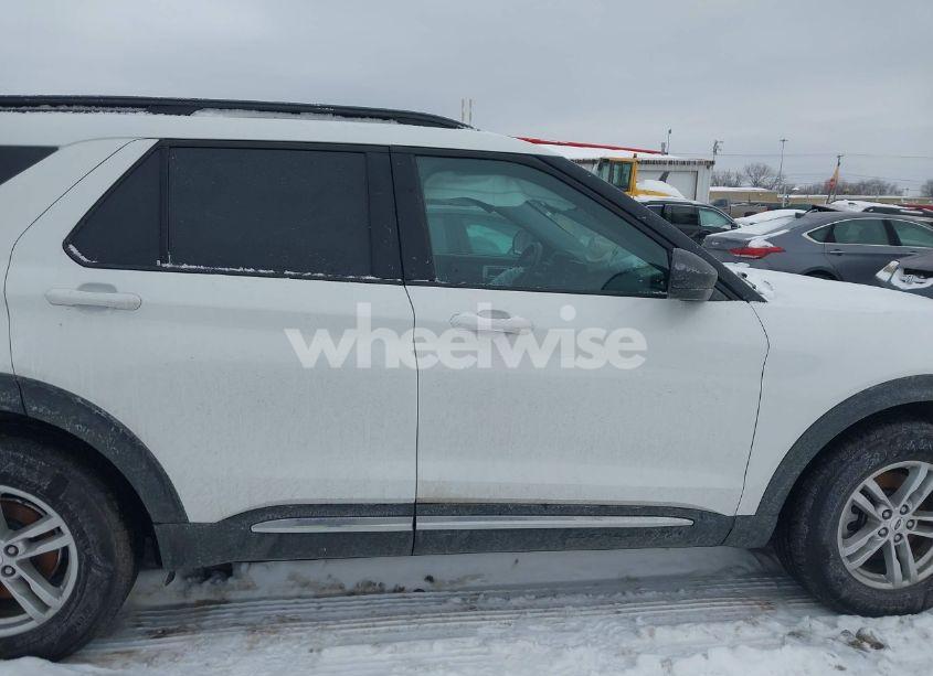 Photo 13 of 2021 Ford Explorer XLT (VIN 1FMSK8DH1MGB27253)