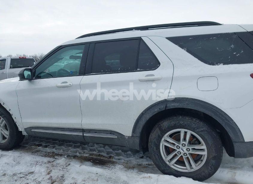 Photo 14 of 2021 Ford Explorer XLT (VIN 1FMSK8DH1MGB27253)