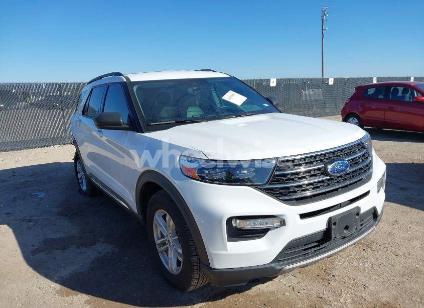 2021 Ford Explorer XLT (VIN 1FMSK8DH1MGB38673) main photo