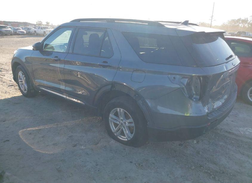 Photo 3 of 2021 Ford Explorer XLT (VIN 1FMSK8DH1MGB94452)