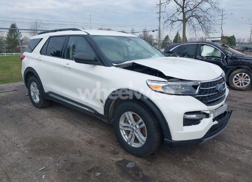 2021 Ford Explorer XLT (VIN 1FMSK8DH1MGC43584) main photo