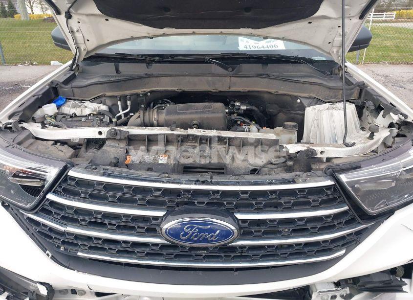Photo 10 of 2021 Ford Explorer XLT (VIN 1FMSK8DH1MGC43584)
