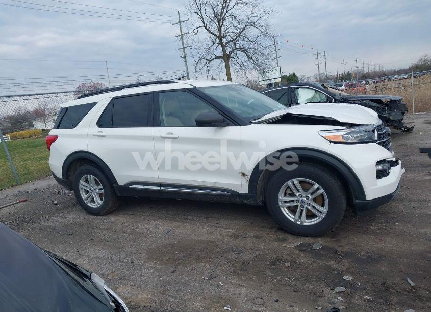 Photo 13 of 2021 Ford Explorer XLT (VIN 1FMSK8DH1MGC43584)