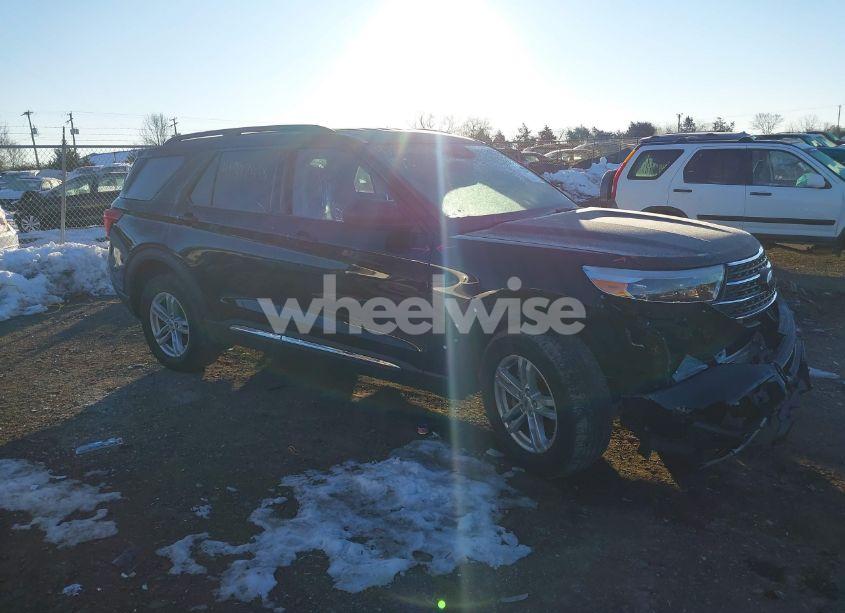 2022 Ford Explorer XLT (VIN 1FMSK8DH1NGB24337) main photo