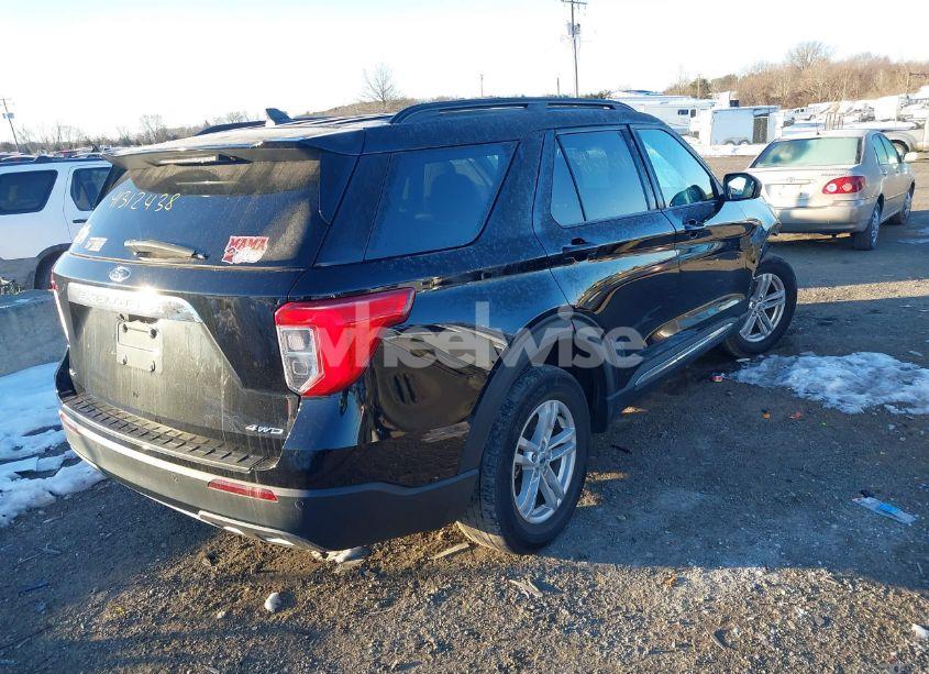 Photo 4 of 2022 Ford Explorer XLT (VIN 1FMSK8DH1NGB24337)