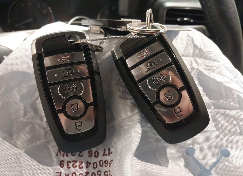 Photo 11 of 2022 Ford Explorer XLT (VIN 1FMSK8DH1NGB73604)