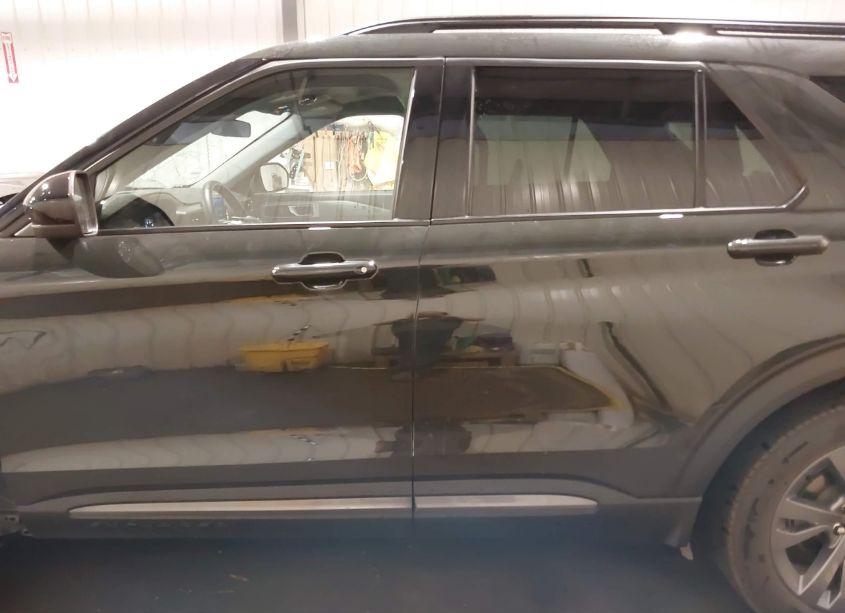 Photo 14 of 2022 Ford Explorer XLT (VIN 1FMSK8DH1NGB73604)