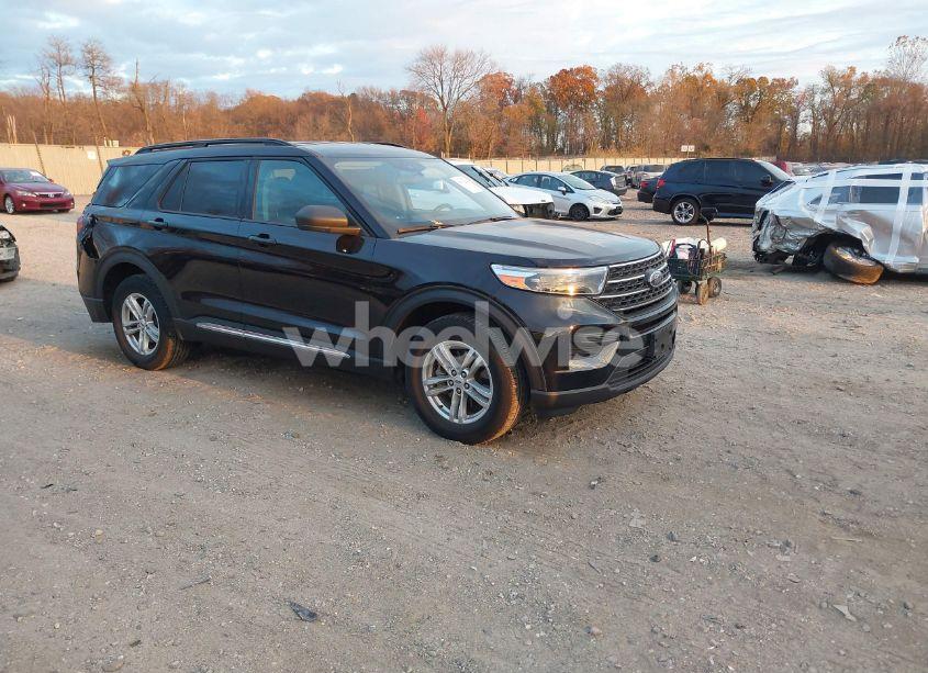 2022 Ford Explorer XLT (VIN 1FMSK8DH1NGC38063) main photo