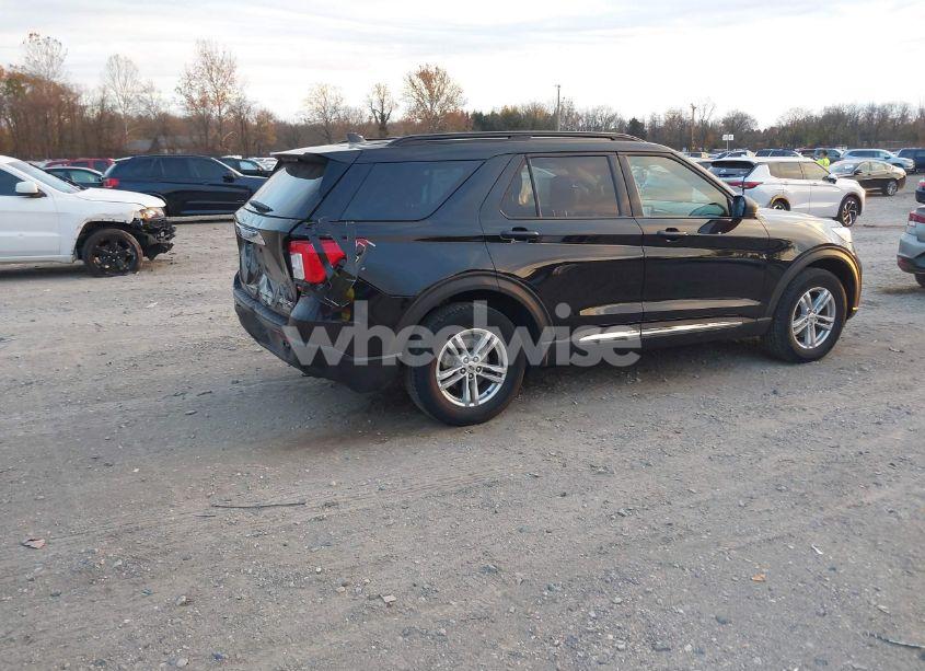 Photo 4 of 2022 Ford Explorer XLT (VIN 1FMSK8DH1NGC38063)