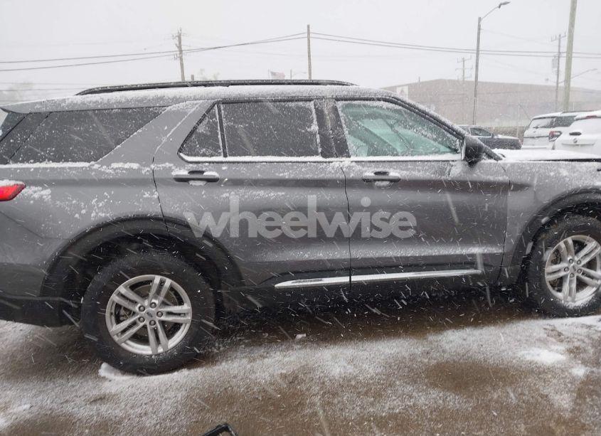 Photo 13 of 2022 Ford Explorer XLT (VIN 1FMSK8DH1NGC49029)
