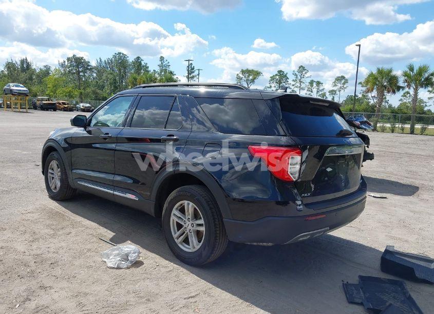 Photo 3 of 2023 Ford Explorer XLT (VIN 1FMSK8DH1PGB64811)