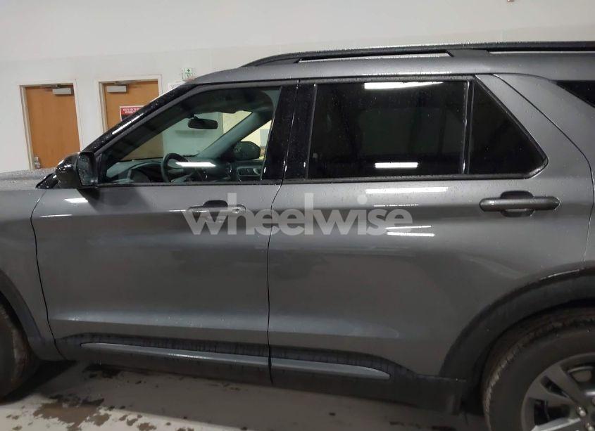 Photo 14 of 2023 Ford Explorer XLT (VIN 1FMSK8DH1PGB77767)