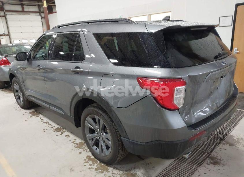 Photo 3 of 2023 Ford Explorer XLT (VIN 1FMSK8DH1PGB77767)