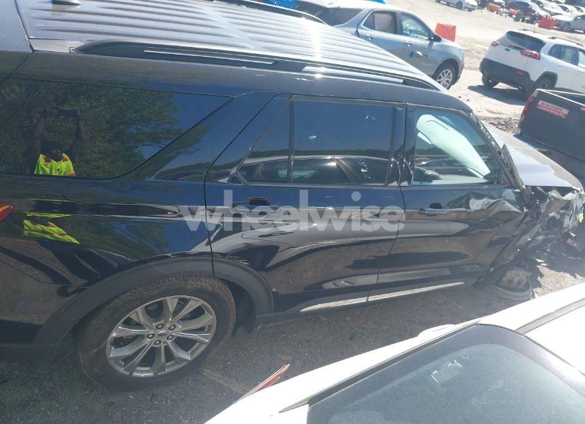 Photo 13 of 2023 Ford Explorer XLT (VIN 1FMSK8DH1PGB85514)