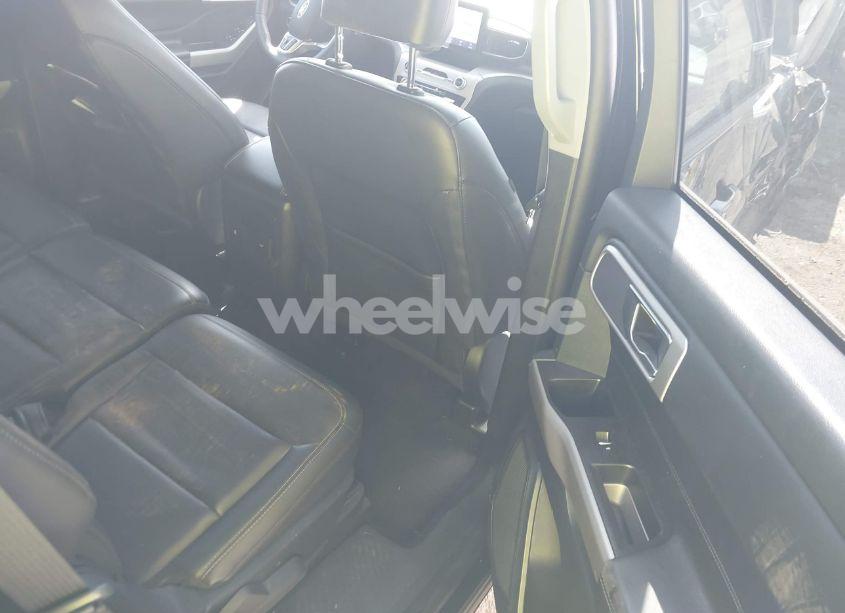 Photo 8 of 2023 Ford Explorer XLT (VIN 1FMSK8DH1PGB85514)