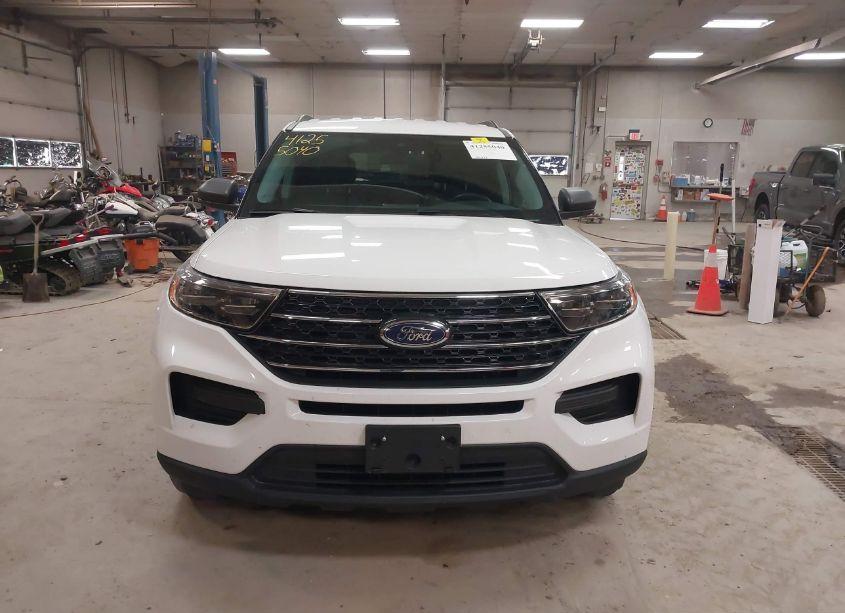 Photo 12 of 2023 Ford Explorer XLT (VIN 1FMSK8DH1PGC02781)