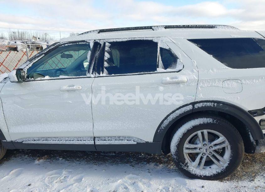Photo 15 of 2024 Ford Explorer XLT (VIN 1FMSK8DH1RGA34725)