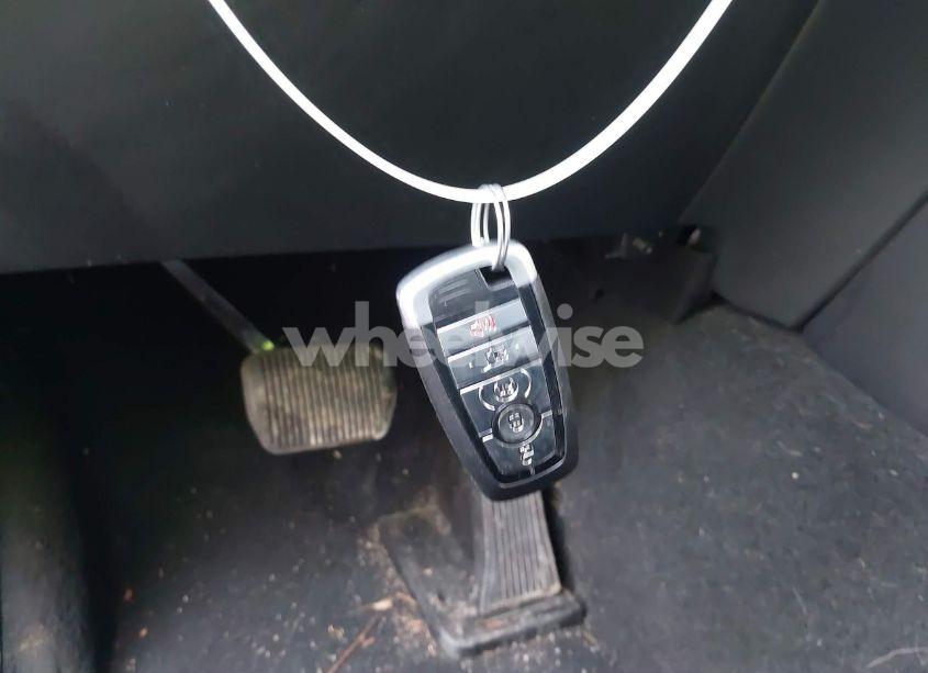 Photo 11 of 2020 Ford Explorer XLT (VIN 1FMSK8DH2LGA11588)