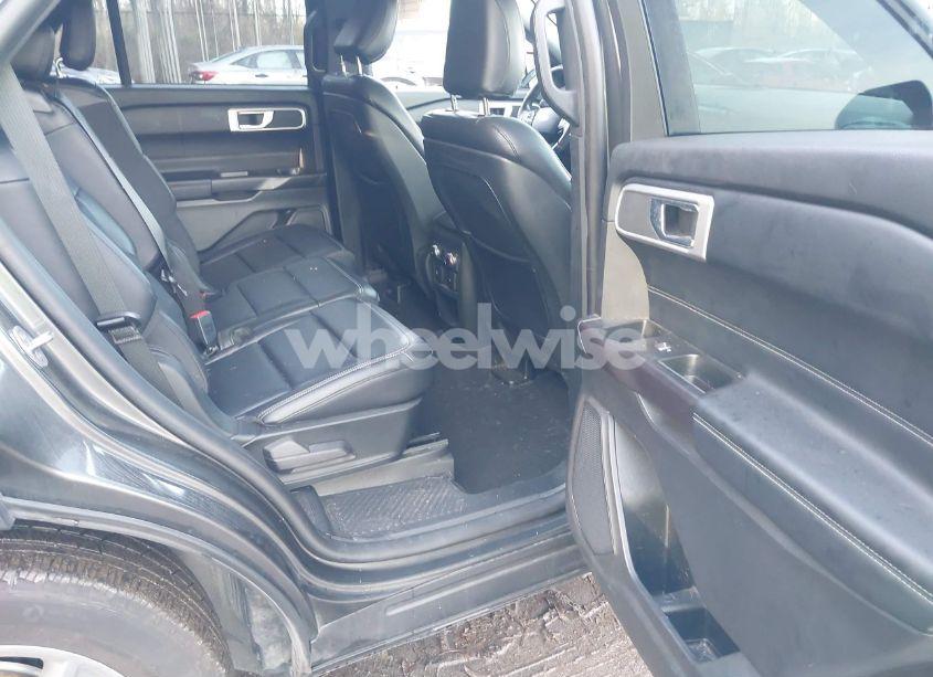 Photo 8 of 2020 Ford Explorer XLT (VIN 1FMSK8DH2LGA11588)