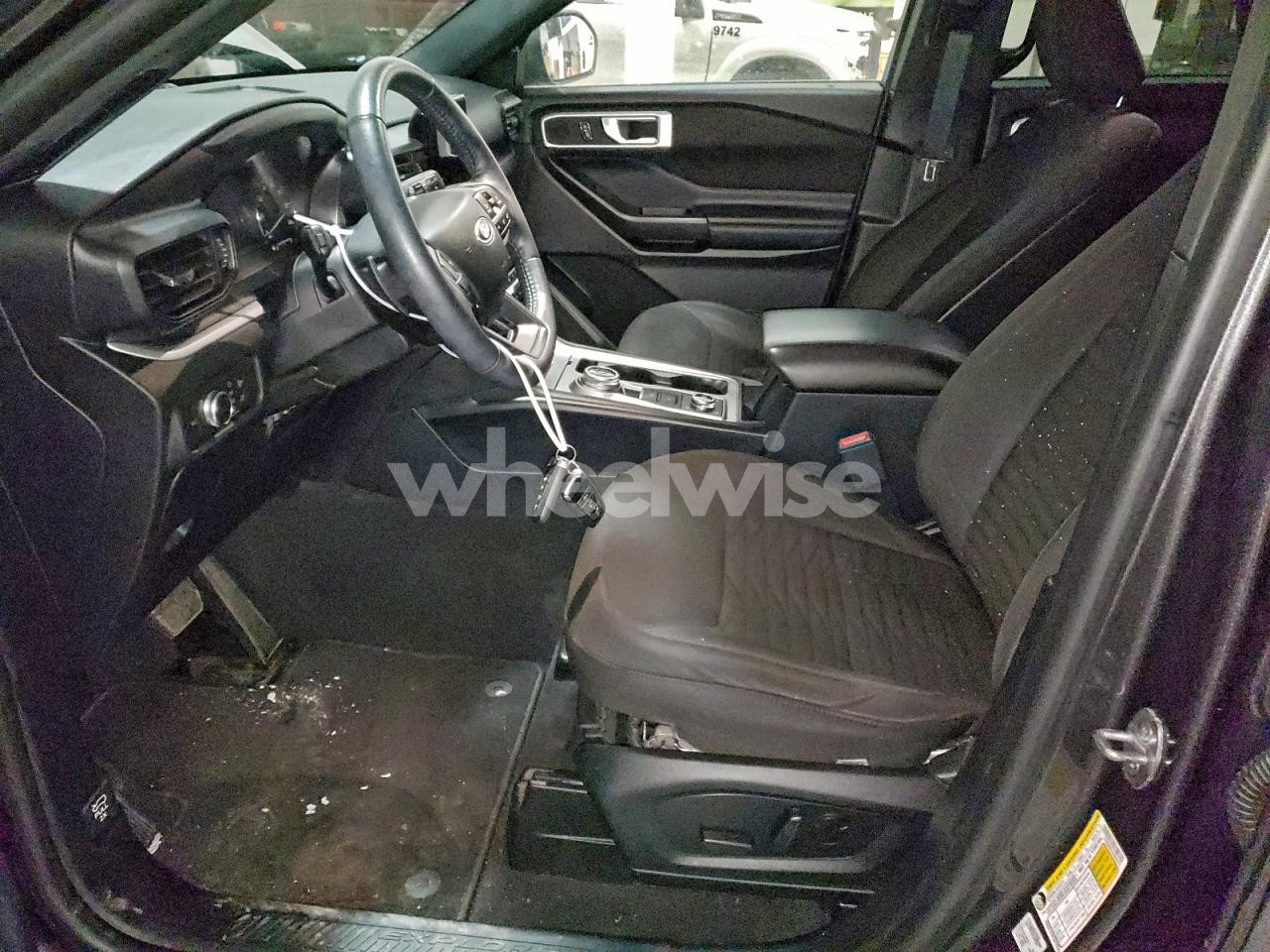 Photo 7 of 2020 FORD EXPLORER XLT (VIN 1FMSK8DH2LGB06670)