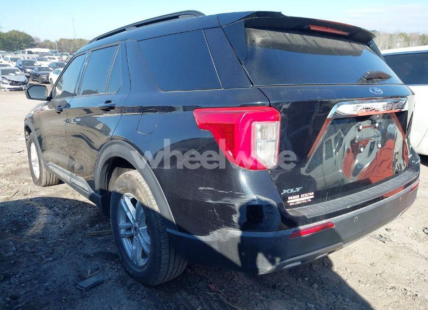 Photo 3 of 2020 Ford Explorer XLT (VIN 1FMSK8DH2LGB64830)