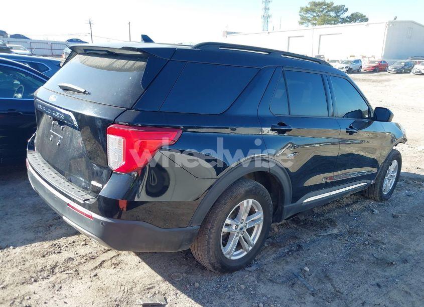 Photo 4 of 2020 Ford Explorer XLT (VIN 1FMSK8DH2LGB64830)