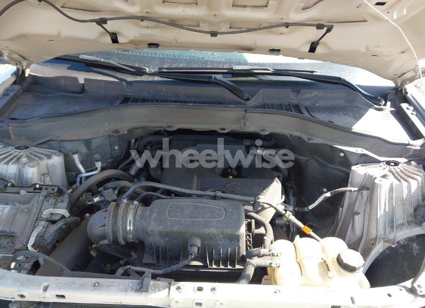 Photo 10 of 2020 Ford Explorer XLT (VIN 1FMSK8DH2LGC23794)