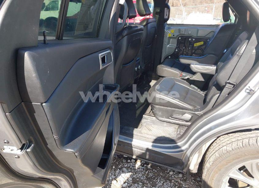 Photo 8 of 2020 Ford Explorer XLT (VIN 1FMSK8DH2LGC23794)