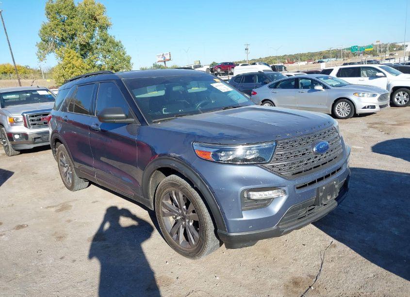 2021 Ford Explorer XLT (VIN 1FMSK8DH2MGA33205) main photo