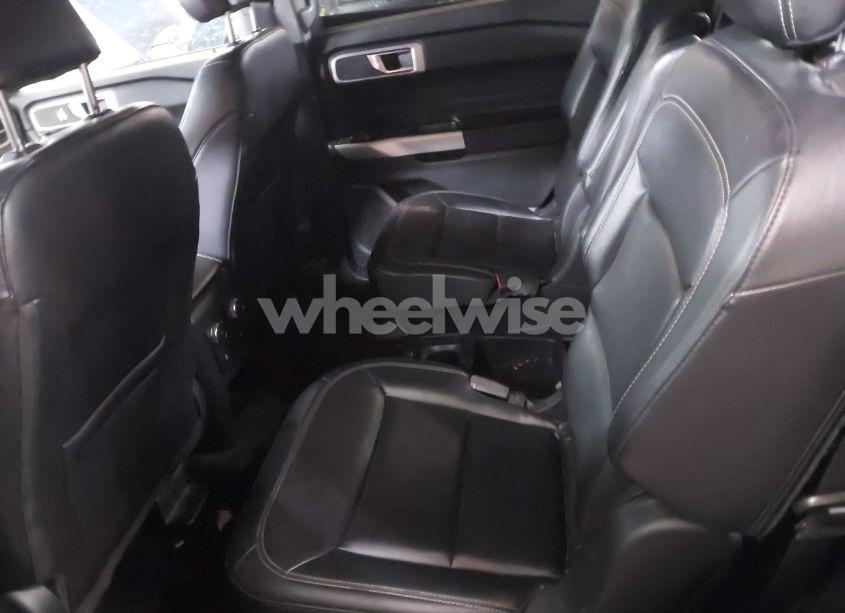 Photo 8 of 2021 Ford Explorer XLT (VIN 1FMSK8DH2MGA45693)