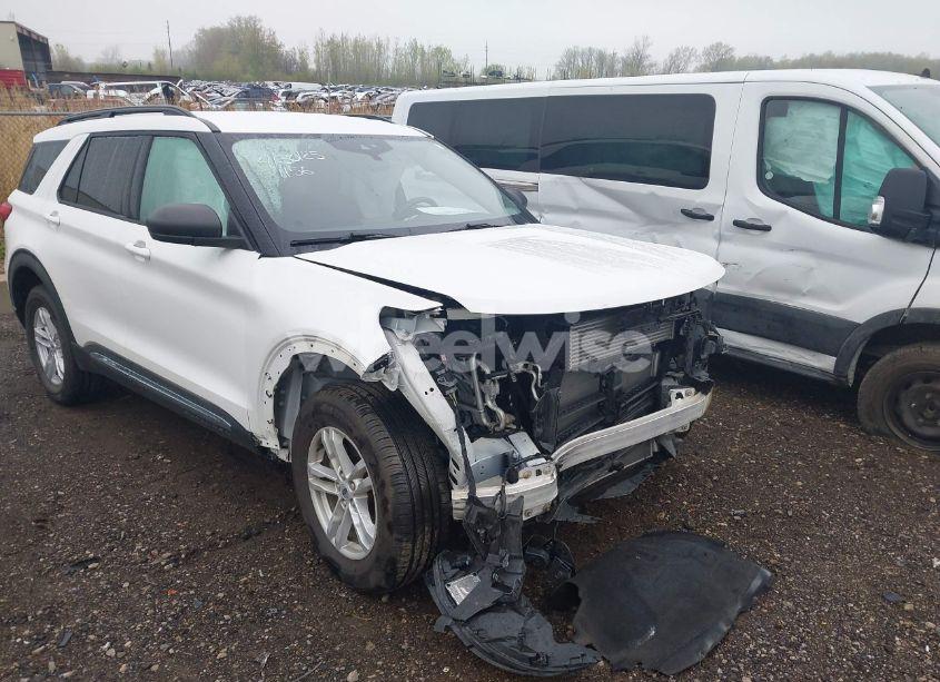 2021 Ford Explorer XLT (VIN 1FMSK8DH2MGA81156) main photo